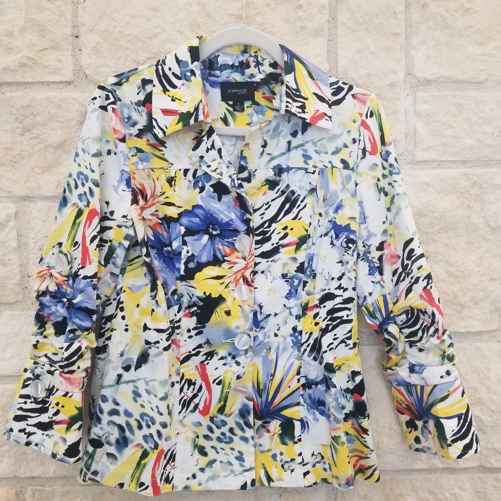 EUC-Adorable Cotton Floral Jacket!!🌻🌼🌺🌻